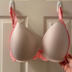 Victoria Secrets Bra